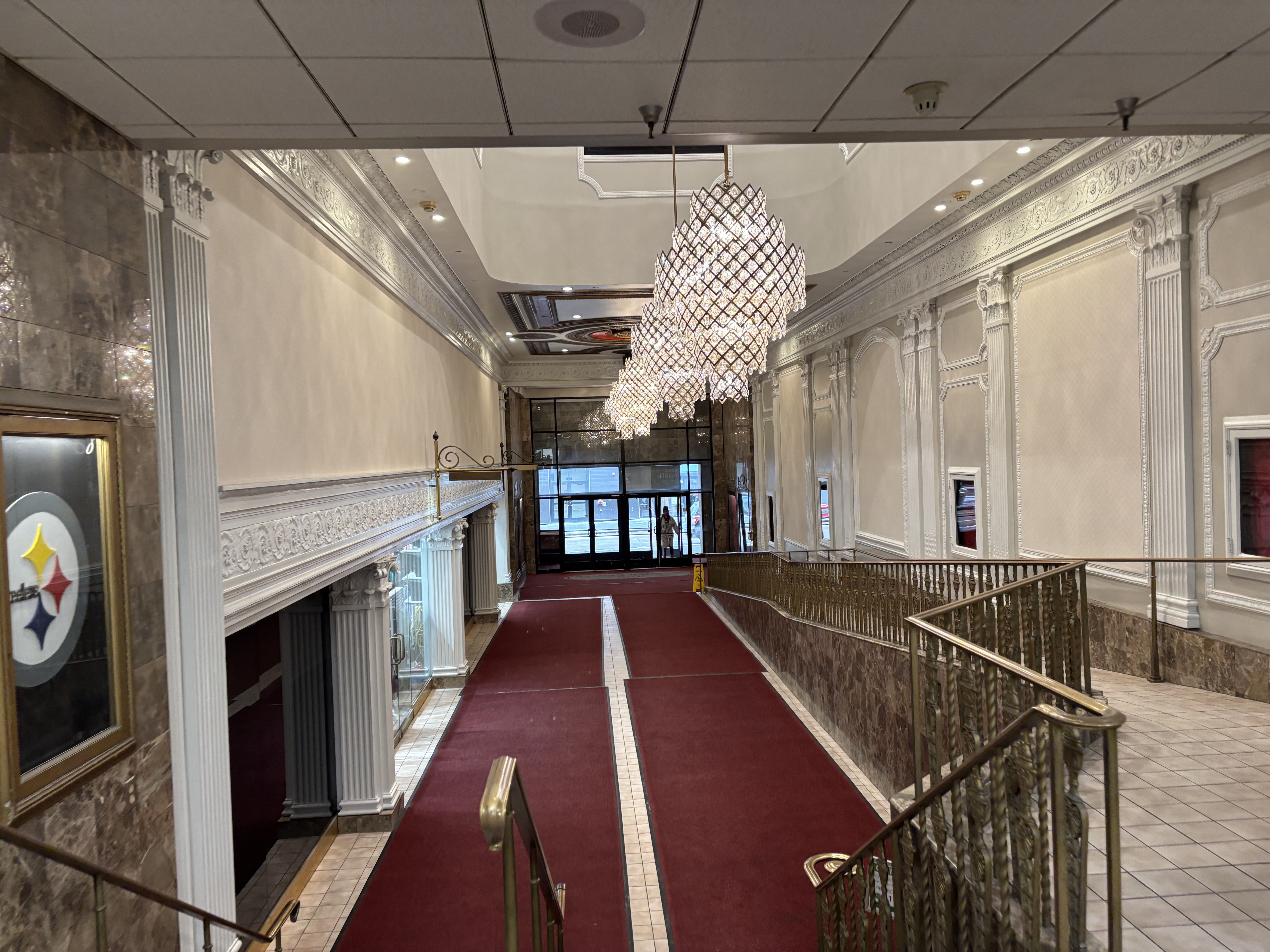 Warner Centre's old--school elegance is a nice shortcut in Downtown Pittsburgh