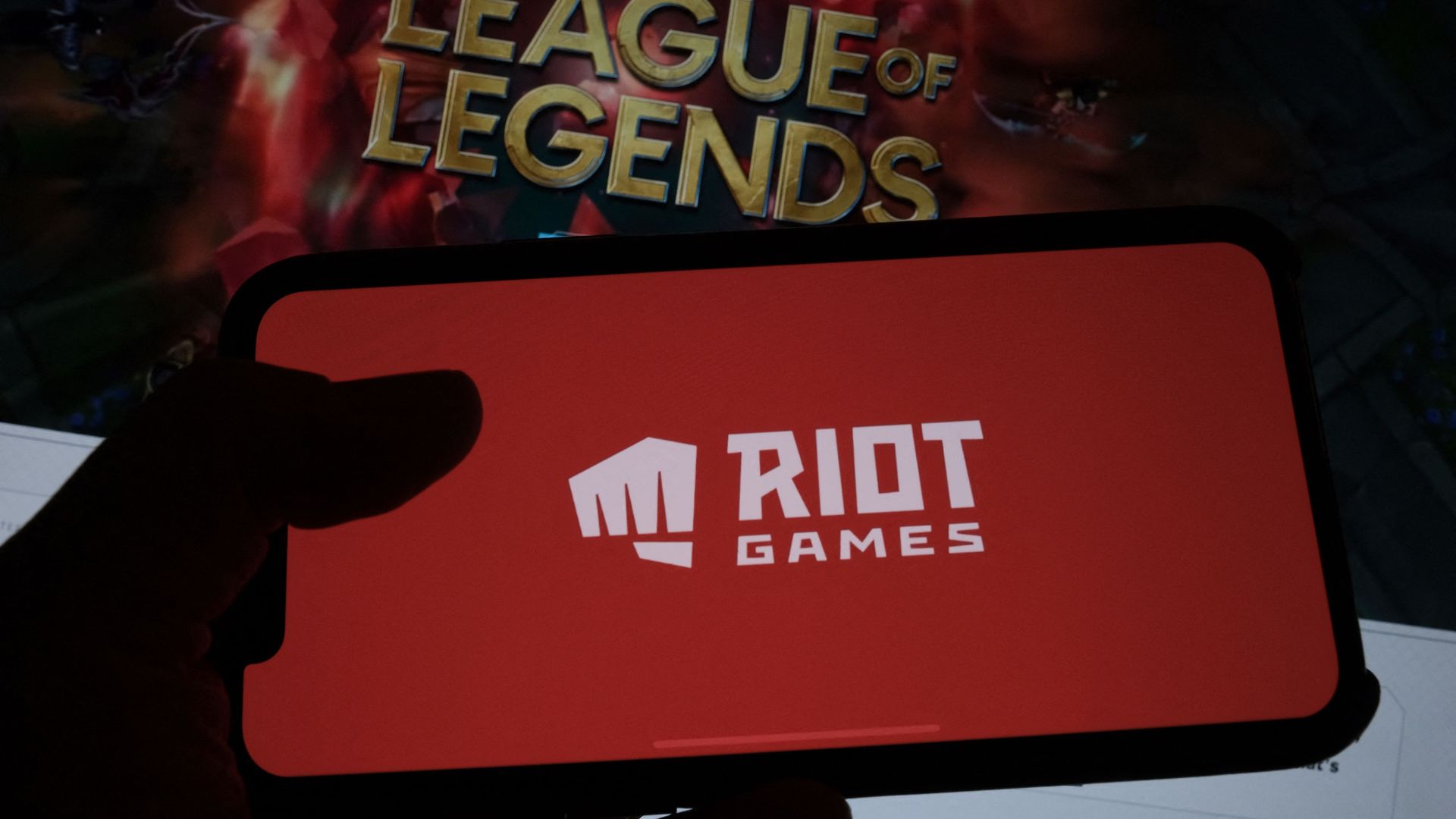 Image of Riot Games logo