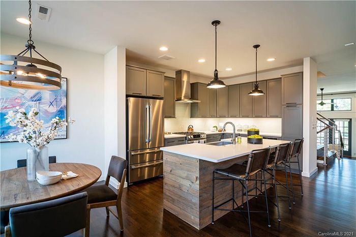 2817 N. Brevard St., Unit 11 kitchen