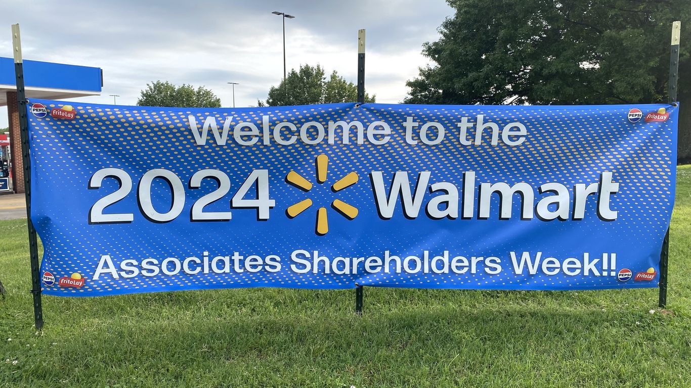 Walmart kicks off 2024 shareholder's meeting with new career and bonus