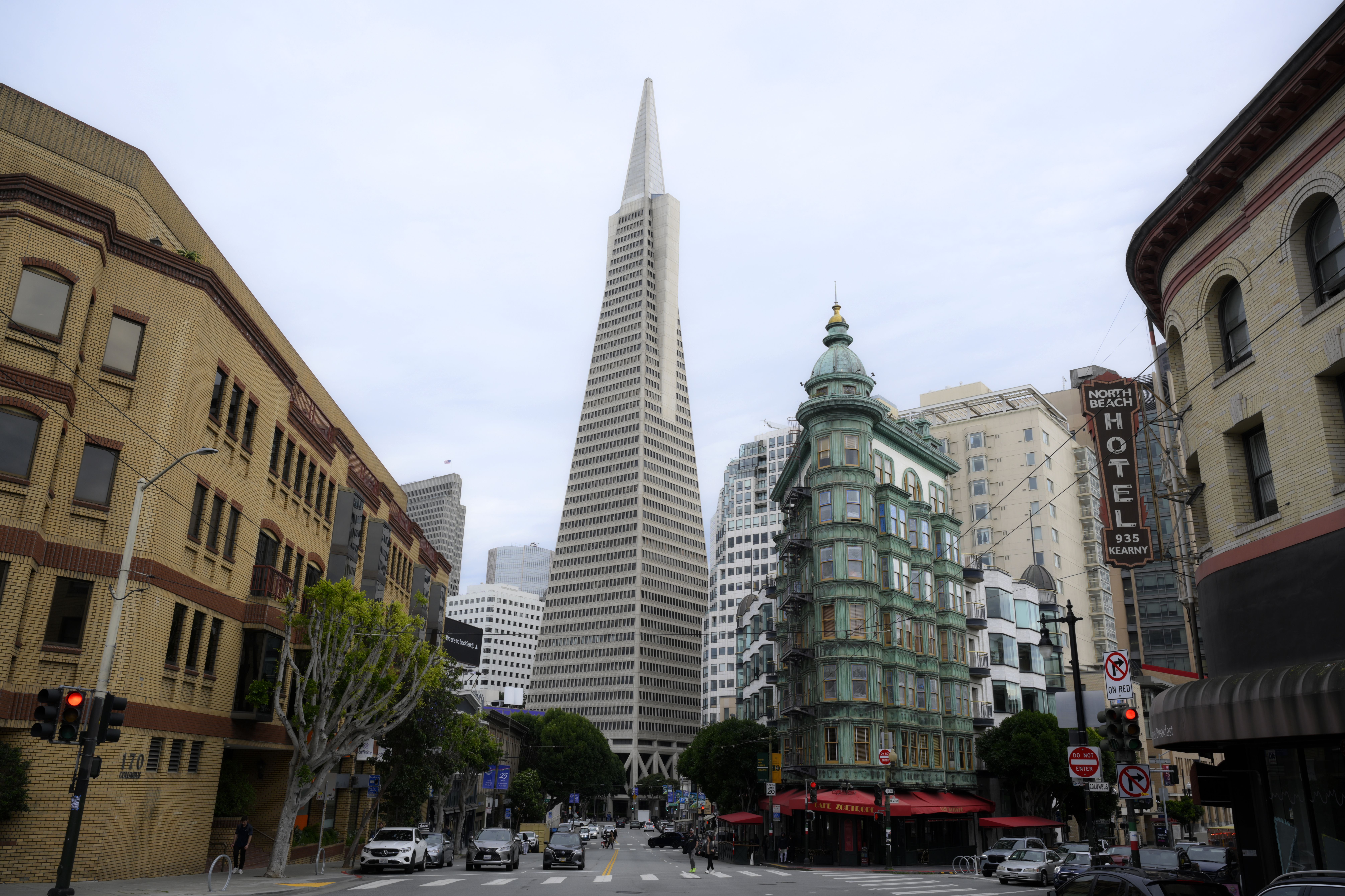 axios.com - Shawna Chen - What's next for the Transamerica Pyramid amid reported $700M sale
