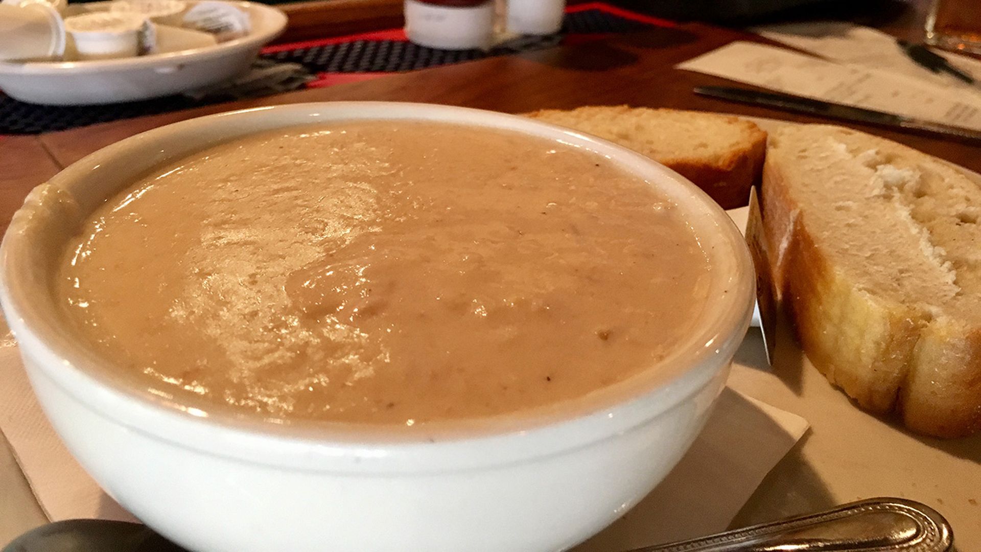 she-crab-soup-at-eddie's-place