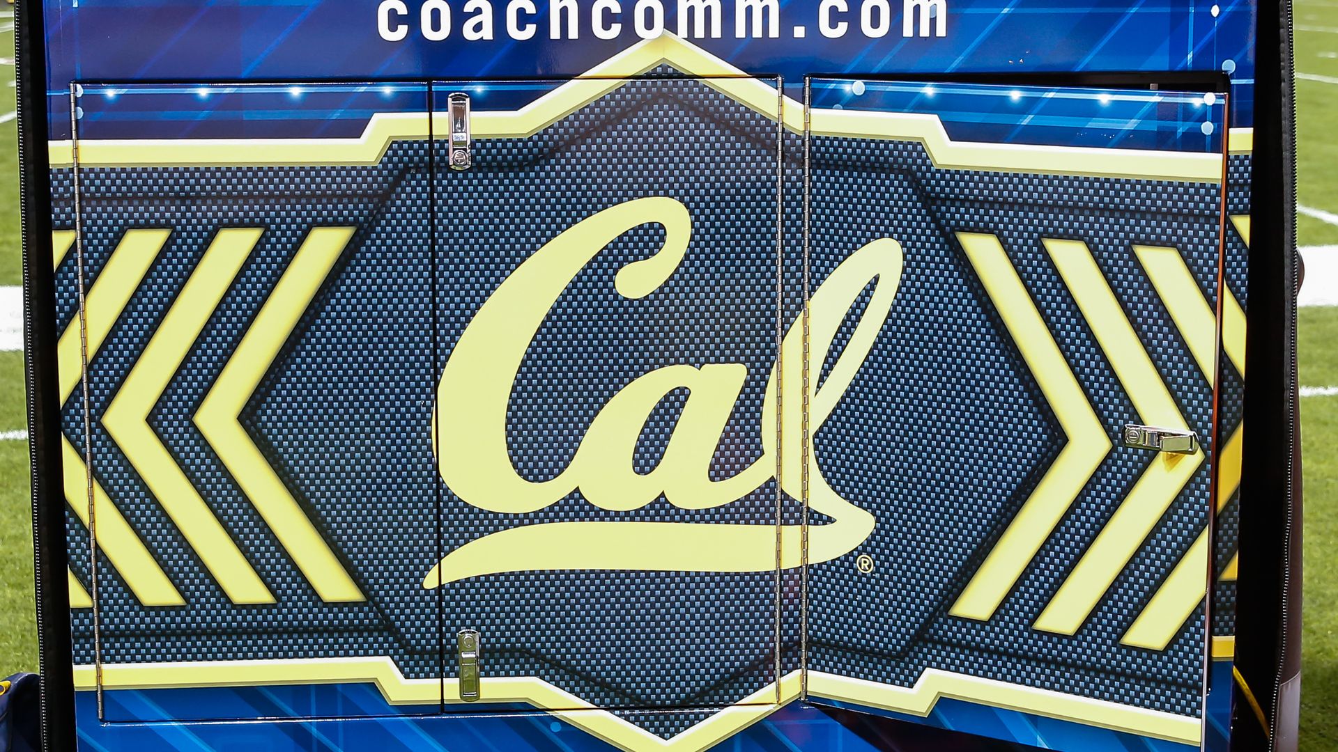 A "Cal" sign