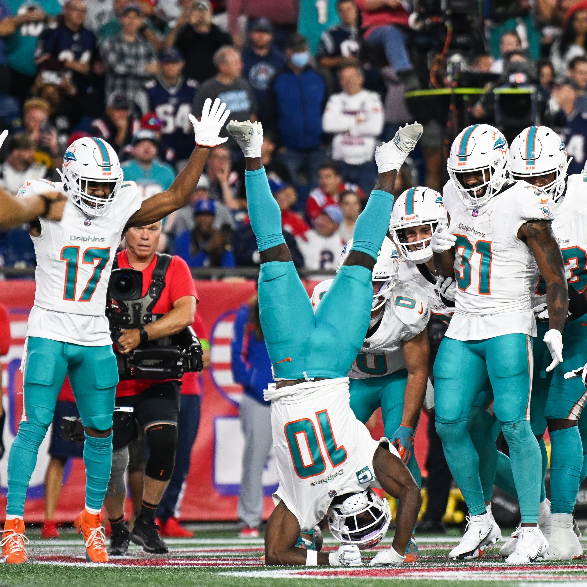 Miami Dolphins beat New England Patriots in statement game: Takeaways