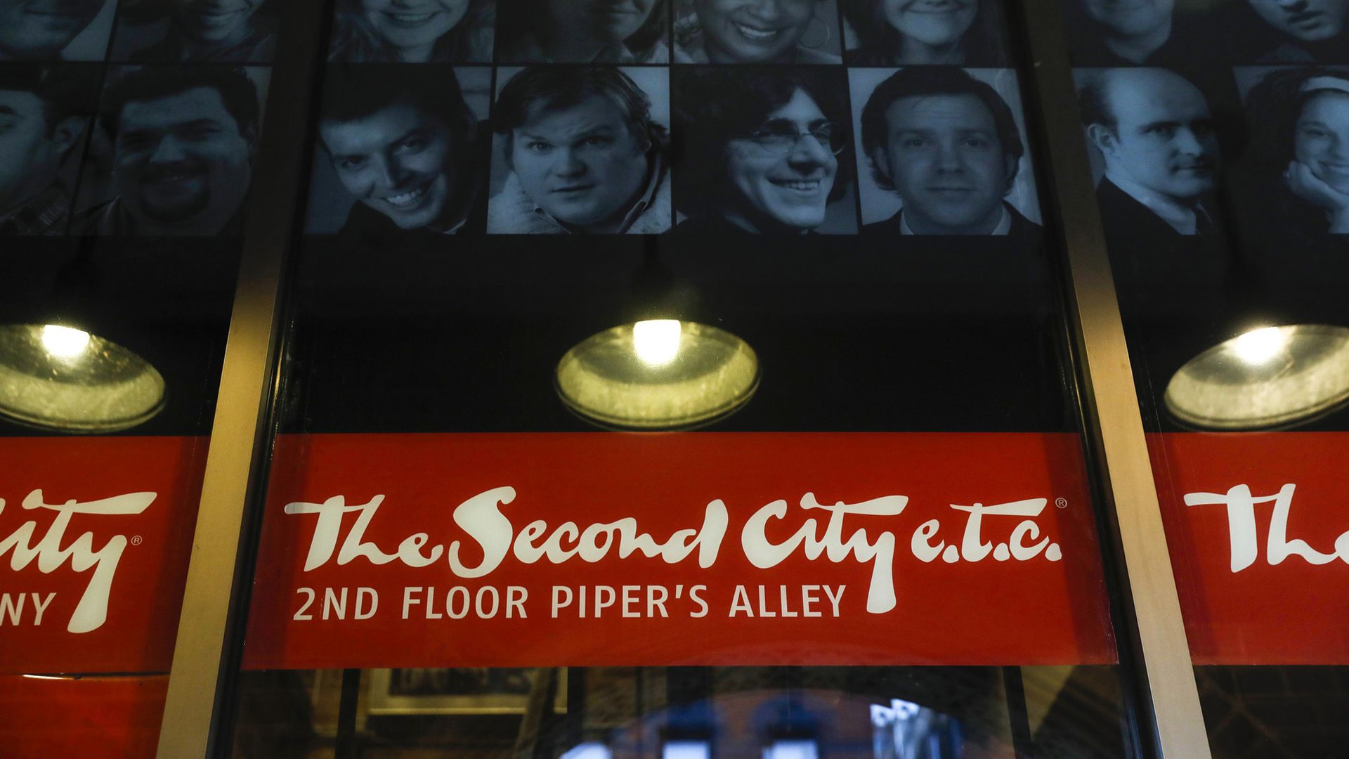 Photo of a sign saying The Second City