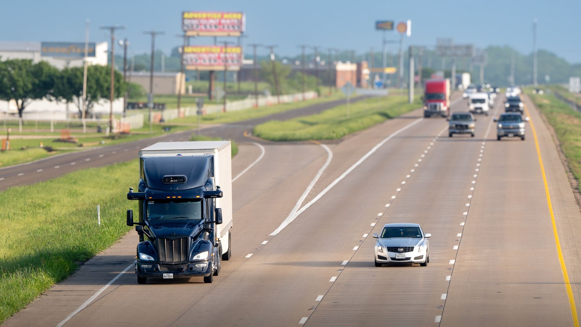Aurora's self-driving trucks hit the road in Texas (credit: Aurora)