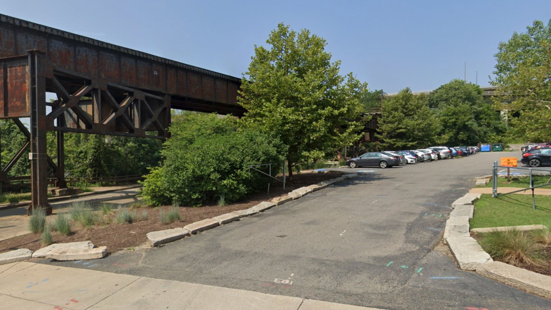 a little parking lot 