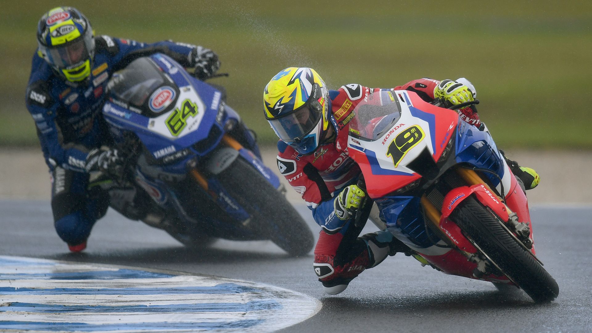 Superbike practice round
