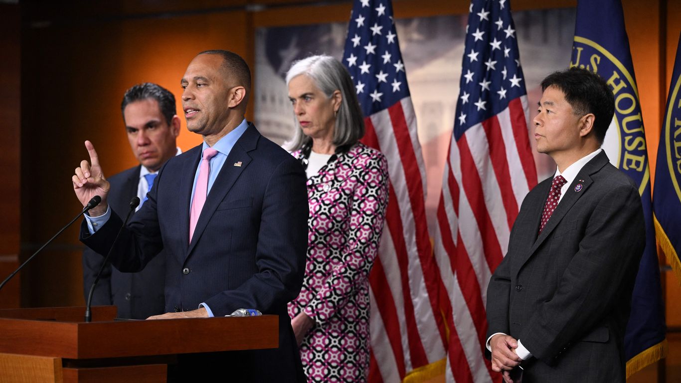 House Democrats divided on debt ceiling vote