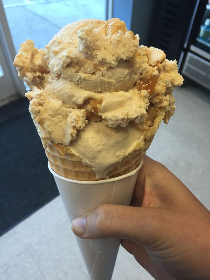 Waxhaw-Creamery-Salted-caramel-swirl