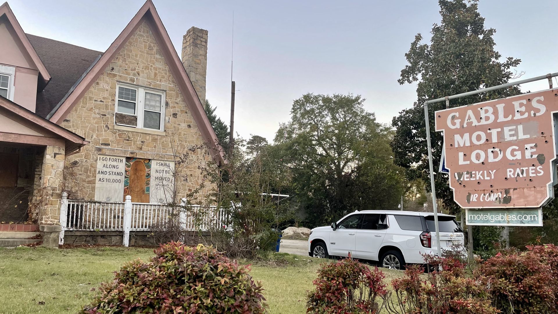 Gables Motel Lodge