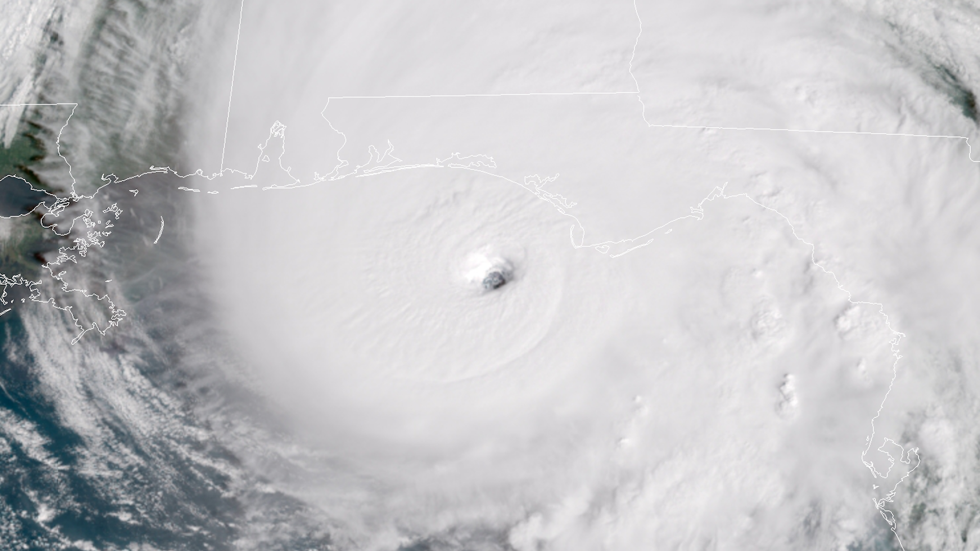 Hurricane Michael nears the Florida Panhandle, where the Weather Channel's Mike Bettes was reporting from. 
