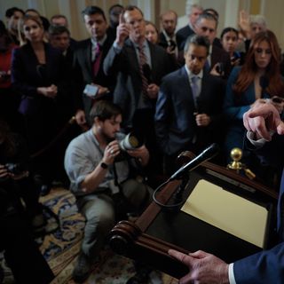 Schumer, White House engage in 11th-hour talks on shutdown