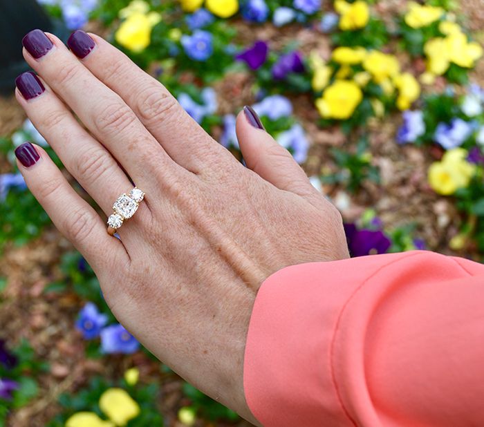 Meghan markle pink ring hot sale