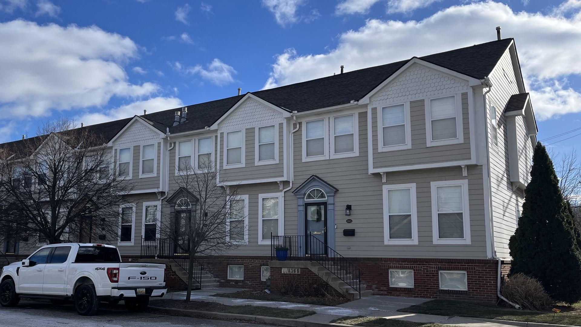 An exterior view of 1365 Bagley St.