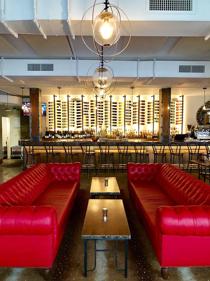 inside-dilworth-tasting-room-in-charlotte