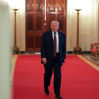 "The order never came": Behind the scenes of Trump's Iran pullback