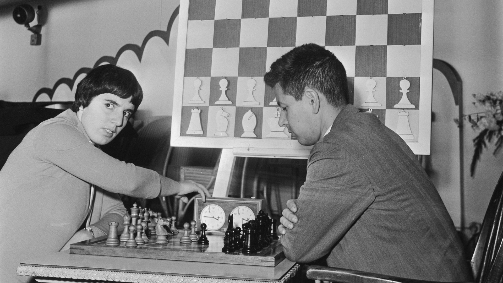 Georgian and Soviet chess player Nona Gaprindashvili (left) takes part in the International Chess Congress in London.