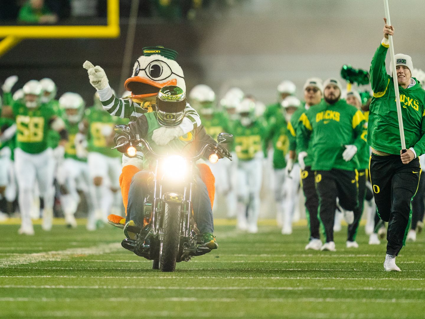How Oregon's football traditions stack up against the rest of the country - Axios  Portland