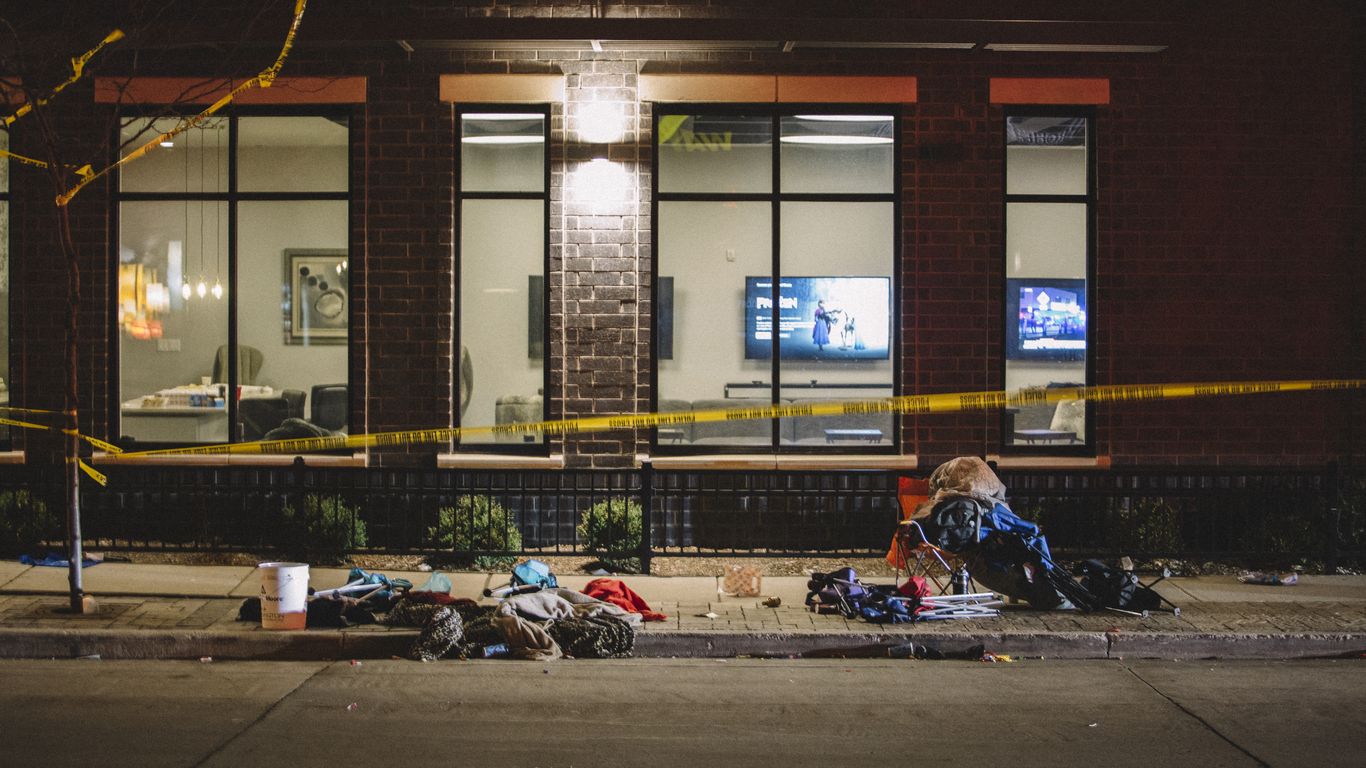 Car plows into Wisconsin Christmas parade "Some fatalities"