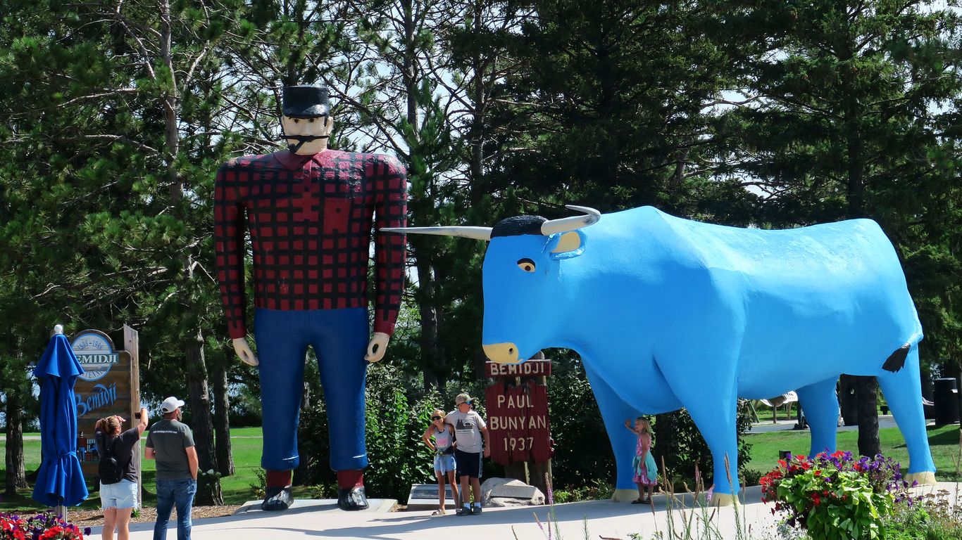 Bemidji's Paul Bunyan & Babe are Minnesota's best roadside attraction: Axios readers