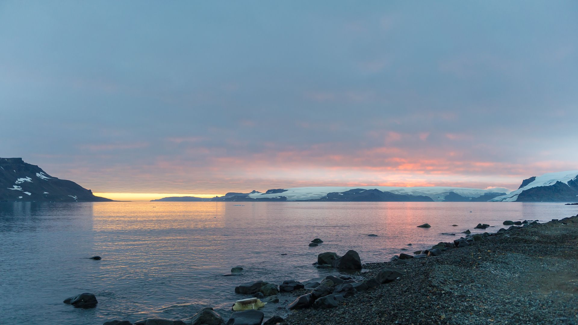 King George Island in Antarctica. Photo: Alessandro Dahan/Getty Images