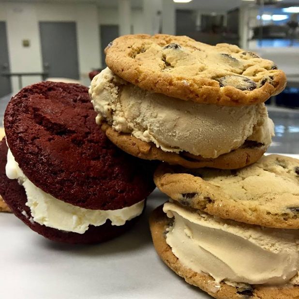 Southern-Cake-Queen-Ice-Cream-Cookie-Sandwich
