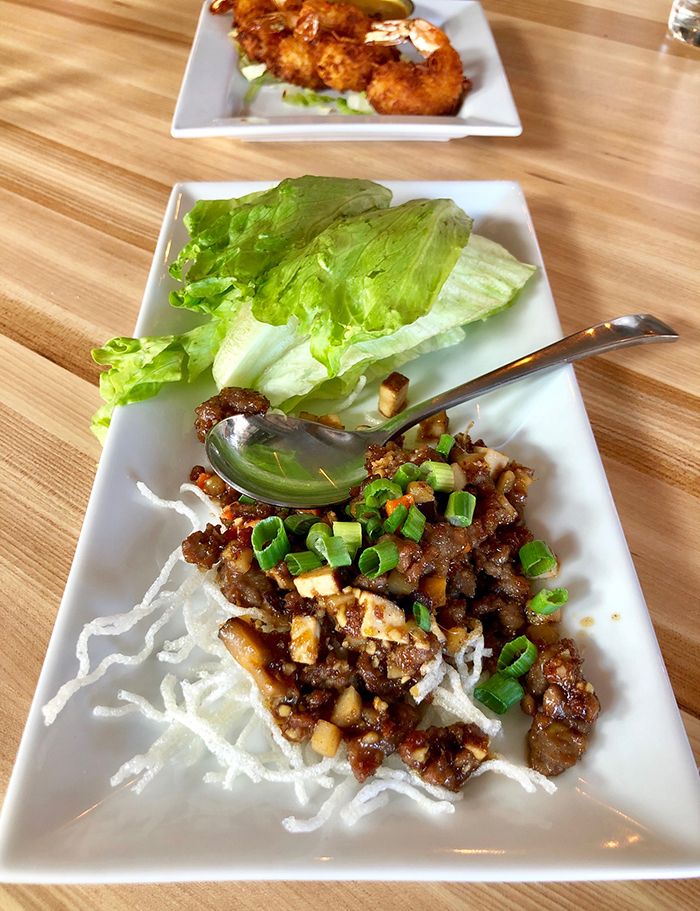 lettuce-wraps-at-hawkers-charlotte