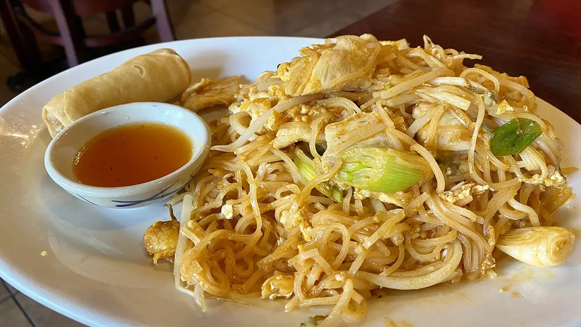 pad thai thai taste east blvd