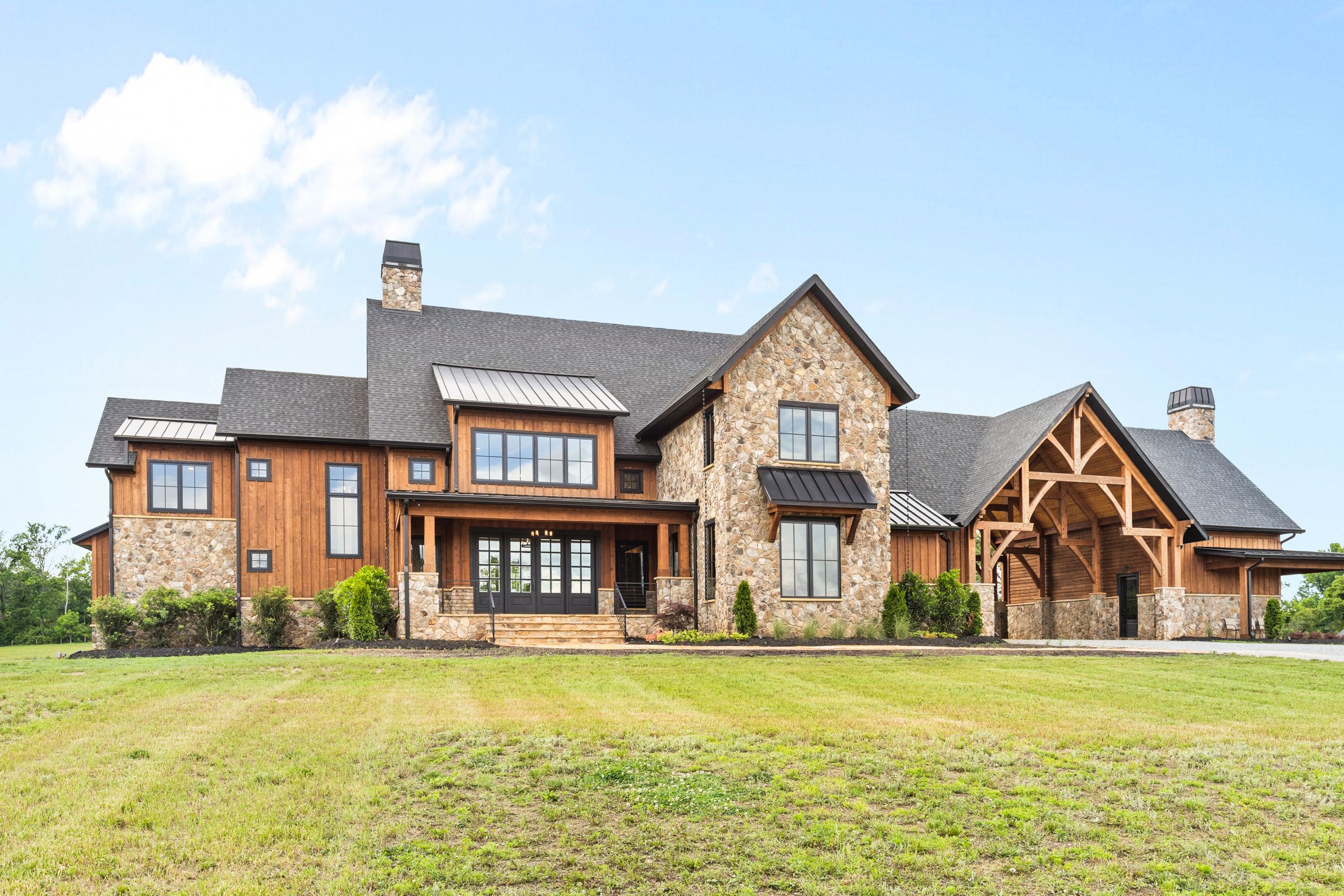 south charlotte Monroe house lists for $10M owned by crypto billionaire