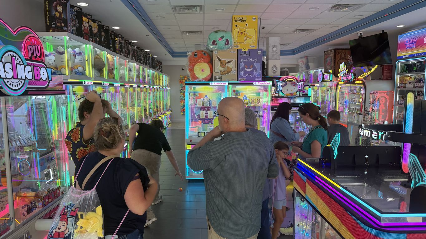 I tested a Duluth claw arcade. Here's what happened
