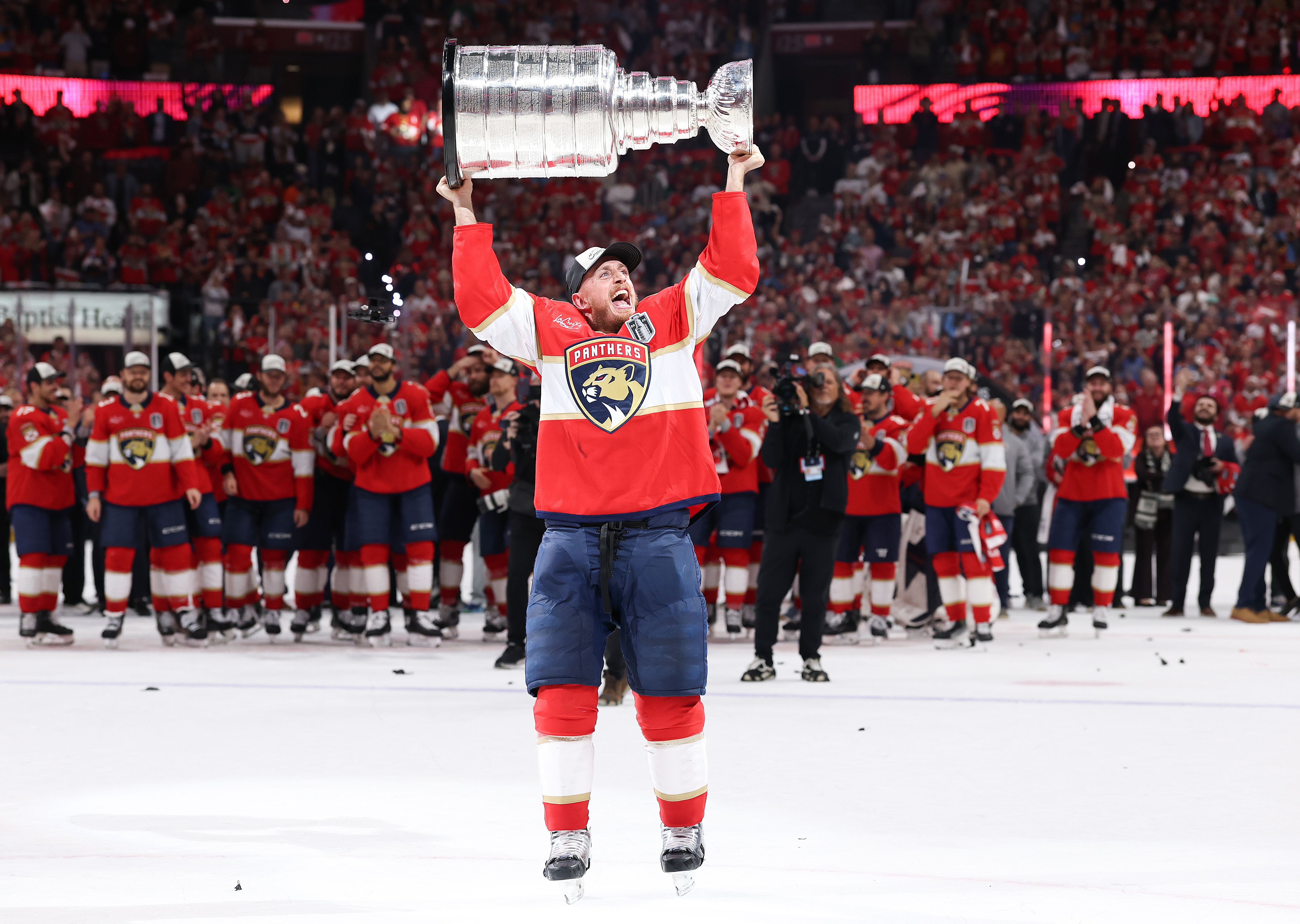 SUNRISE, FLORIDA - JUNE 17: Nate Schmidt #88 of the Florida Panthers celebrates with the Stanley Cup after defeating the Edmonton Oilers in Game Six of the 2025 Stanley Cup Final at Amerant Bank Arena on June 17, 2025 in Sunrise, Florida. (Photo by Christian Petersen/Getty Images)