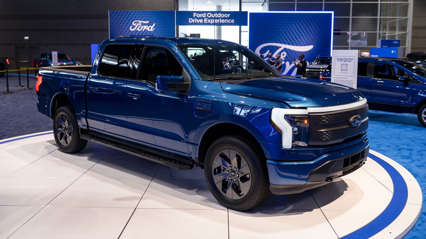 Why electric pickup trucks are so hot