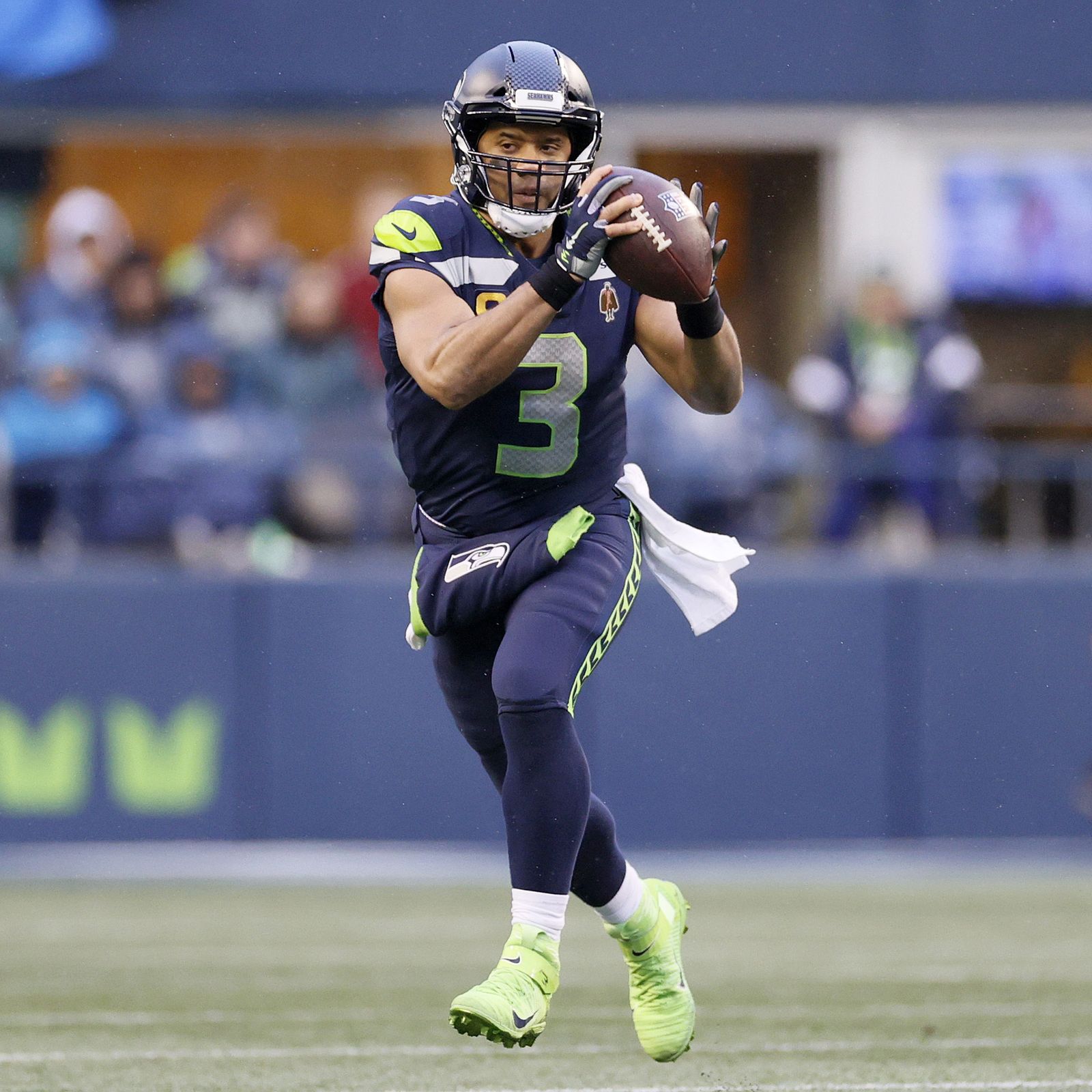 Denver Broncos' new quarterback Russell Wilson could be a gamble - Axios  Denver