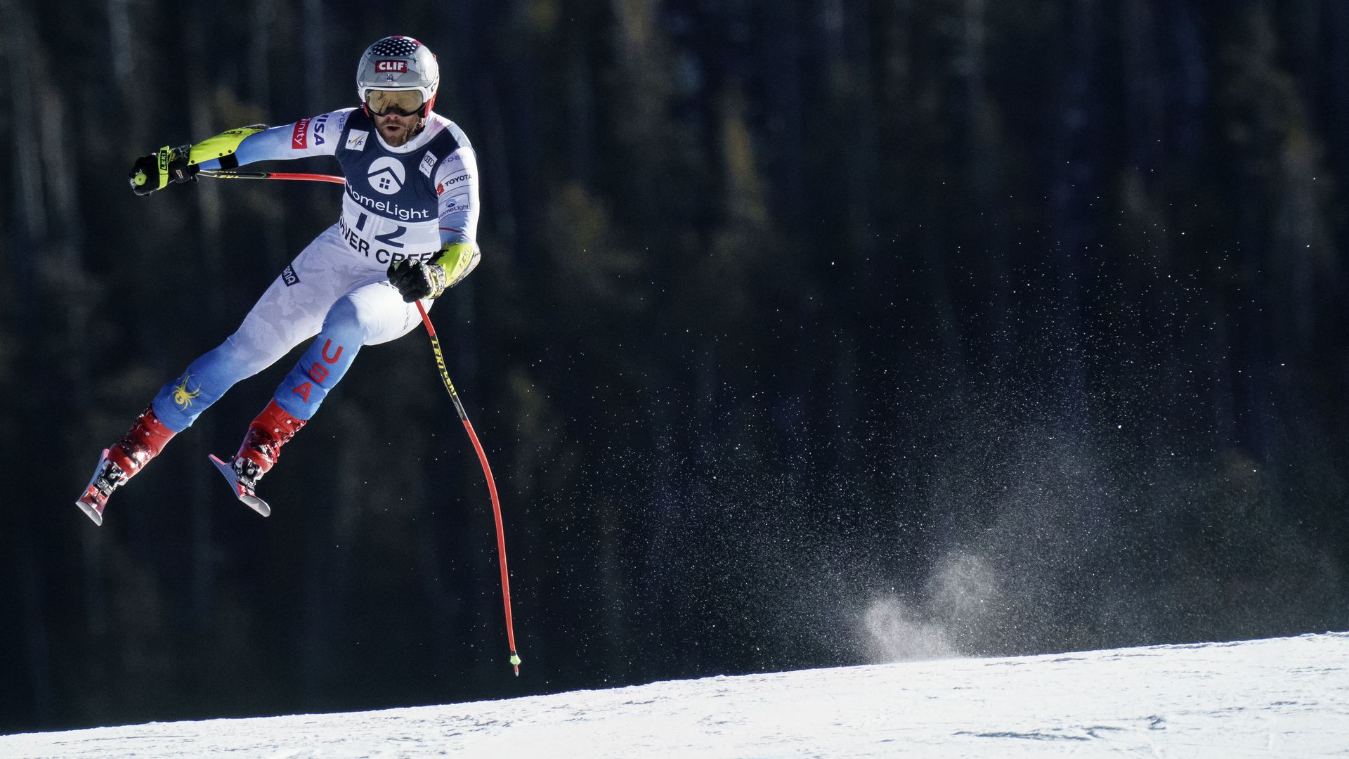 Travis Ganong flies through the air in the super G race at Beaver Creek Resort. Photo: Sean M. Haffey/Getty Images