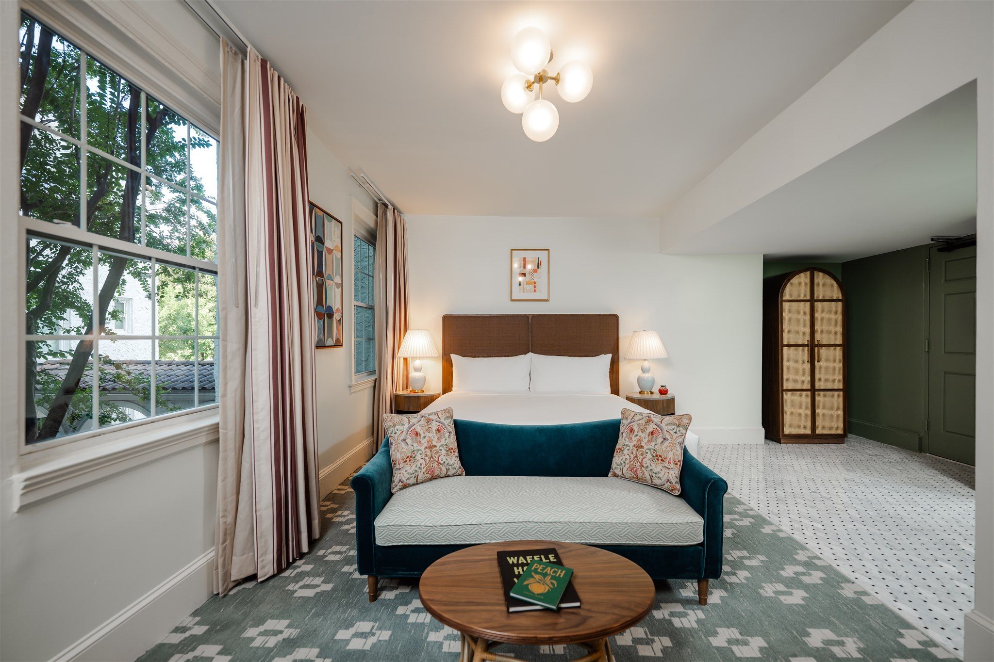 A photo of one of the hotel rooms at Hotel Granada