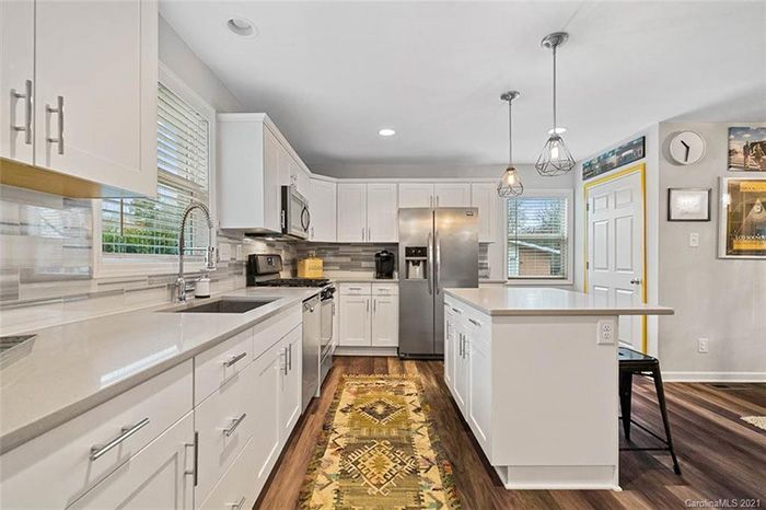 3829 Delgany Dr kitchen