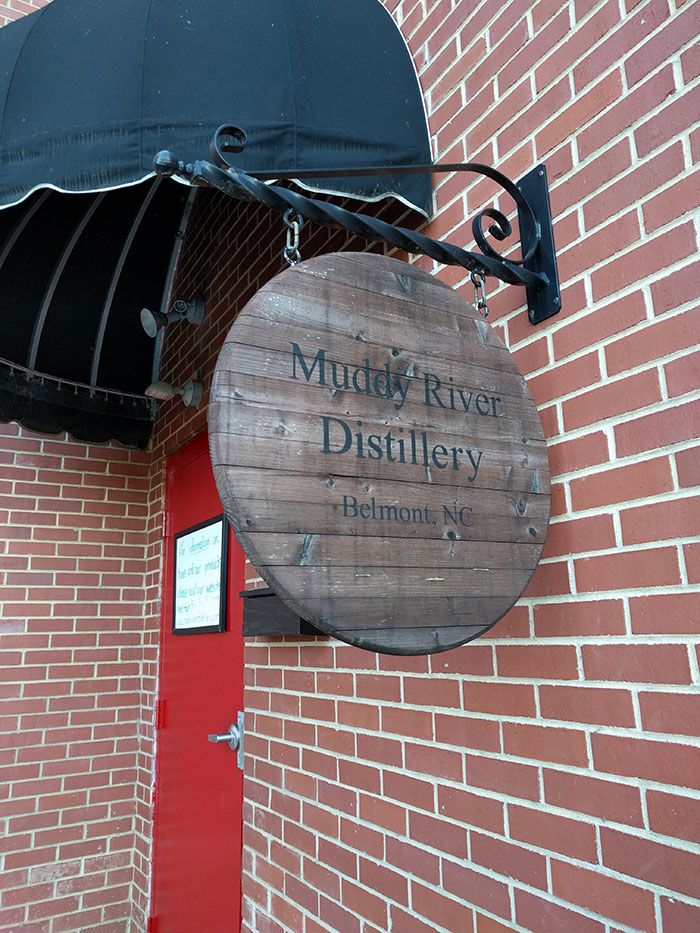muddy-river-distillery