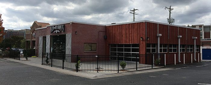 nan-and-byrons-exterior