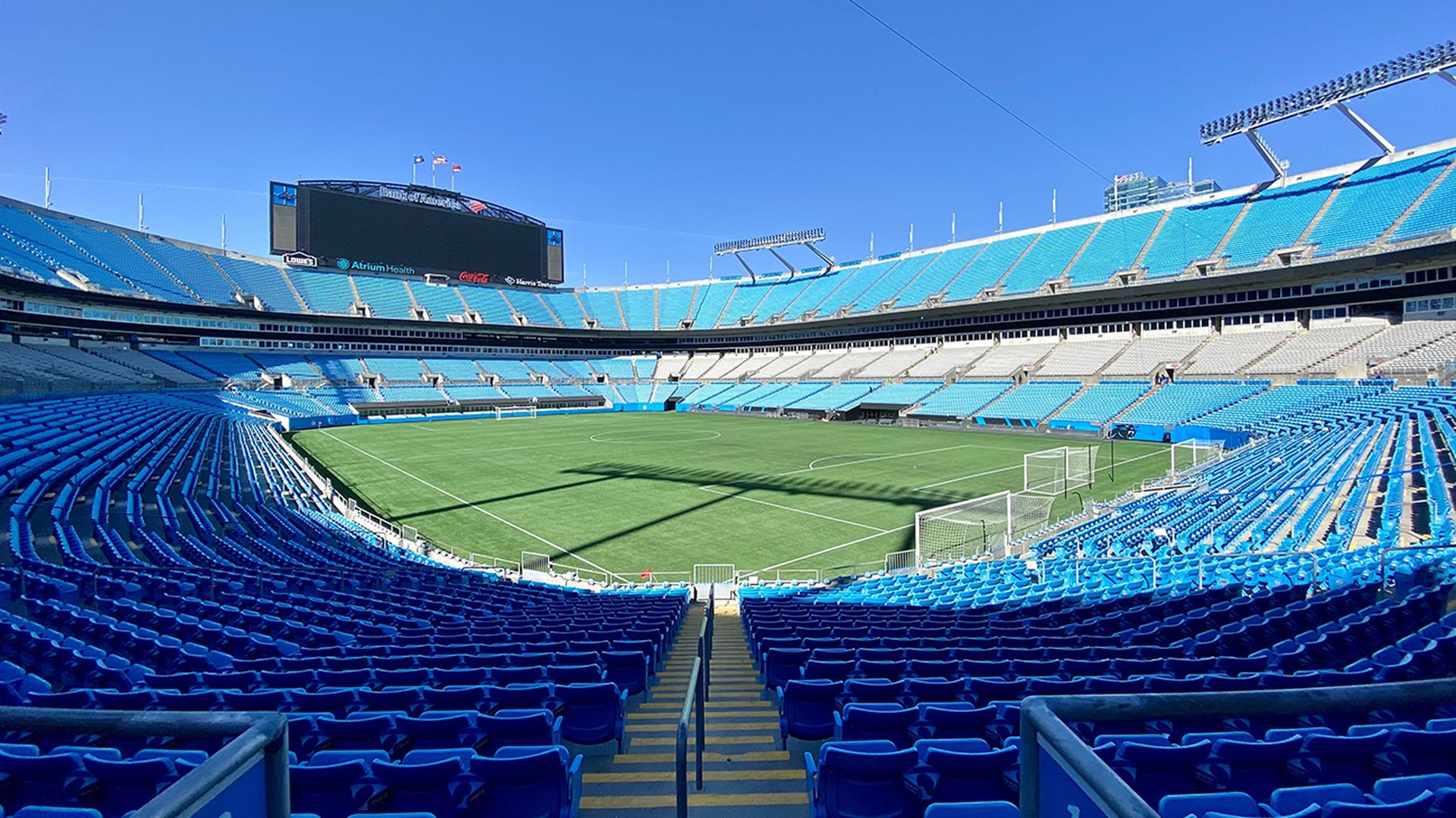 Bank of America Stadium. Photo: Ashley Mahoney/Axios