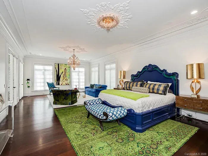 7430 Baltusrol Ln bed