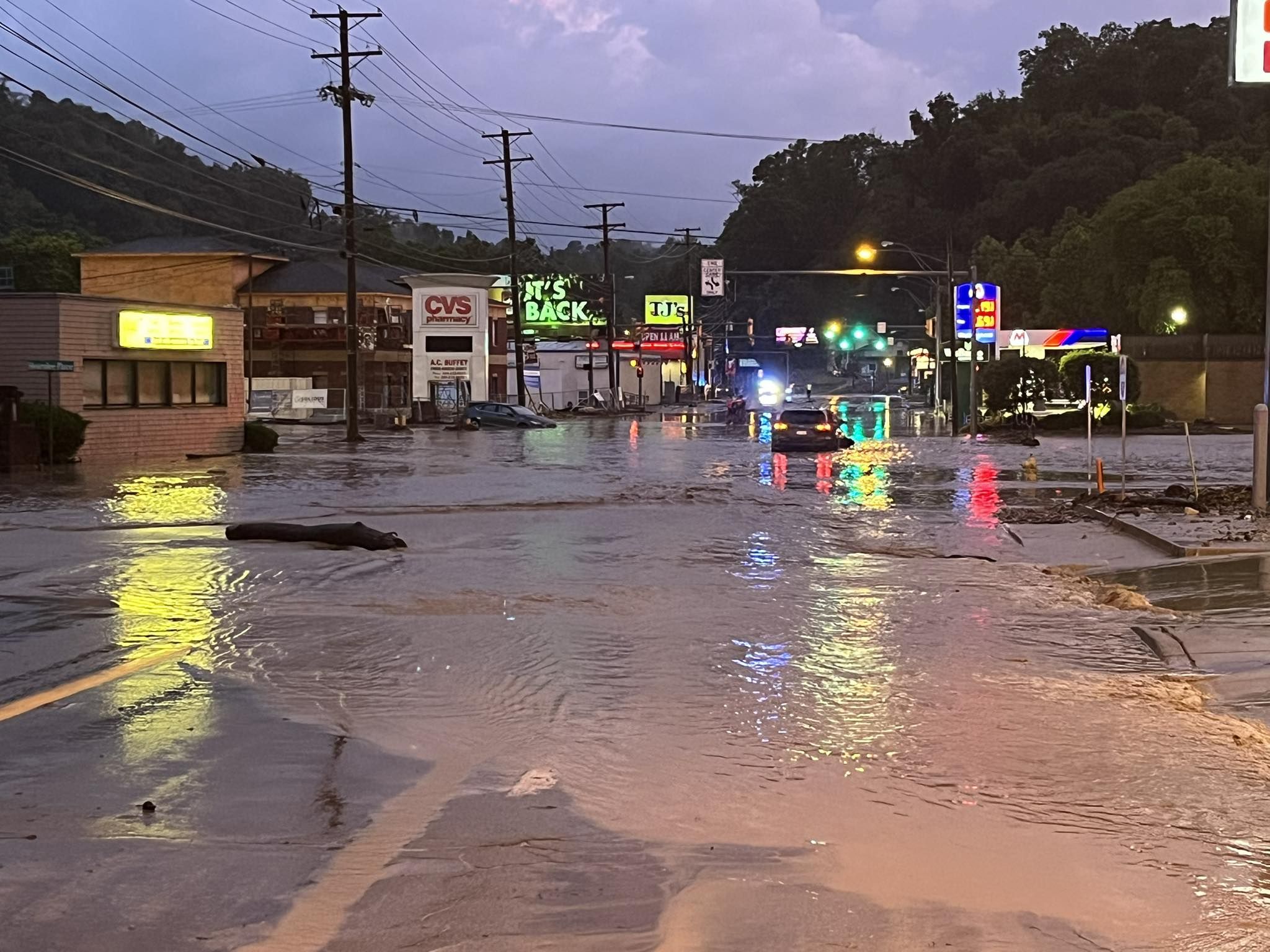 Flash floods in West Virginia kill 4, others missing in torrential rain
