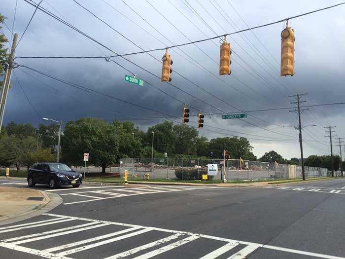 sedgefield-shopping-center-at-poindexter
