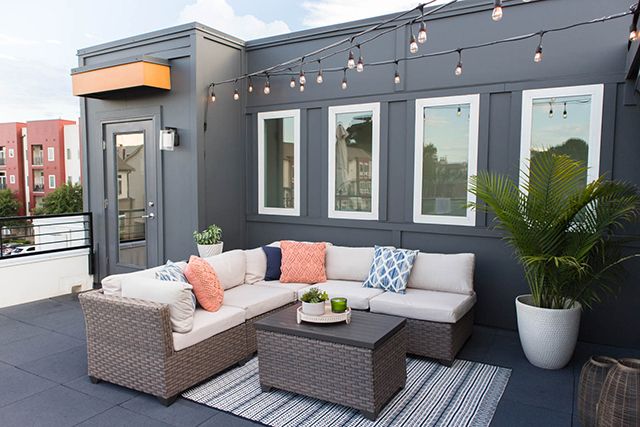 2704 Youngblood St. terrace