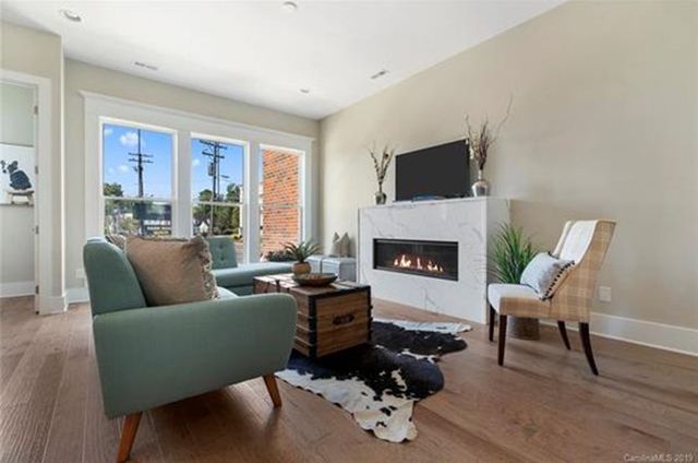 1105 Reece Road #2 living room