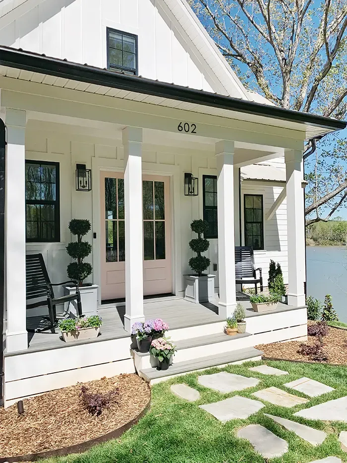 Sarah Crosland's custom cottage on Lake Wylie front door