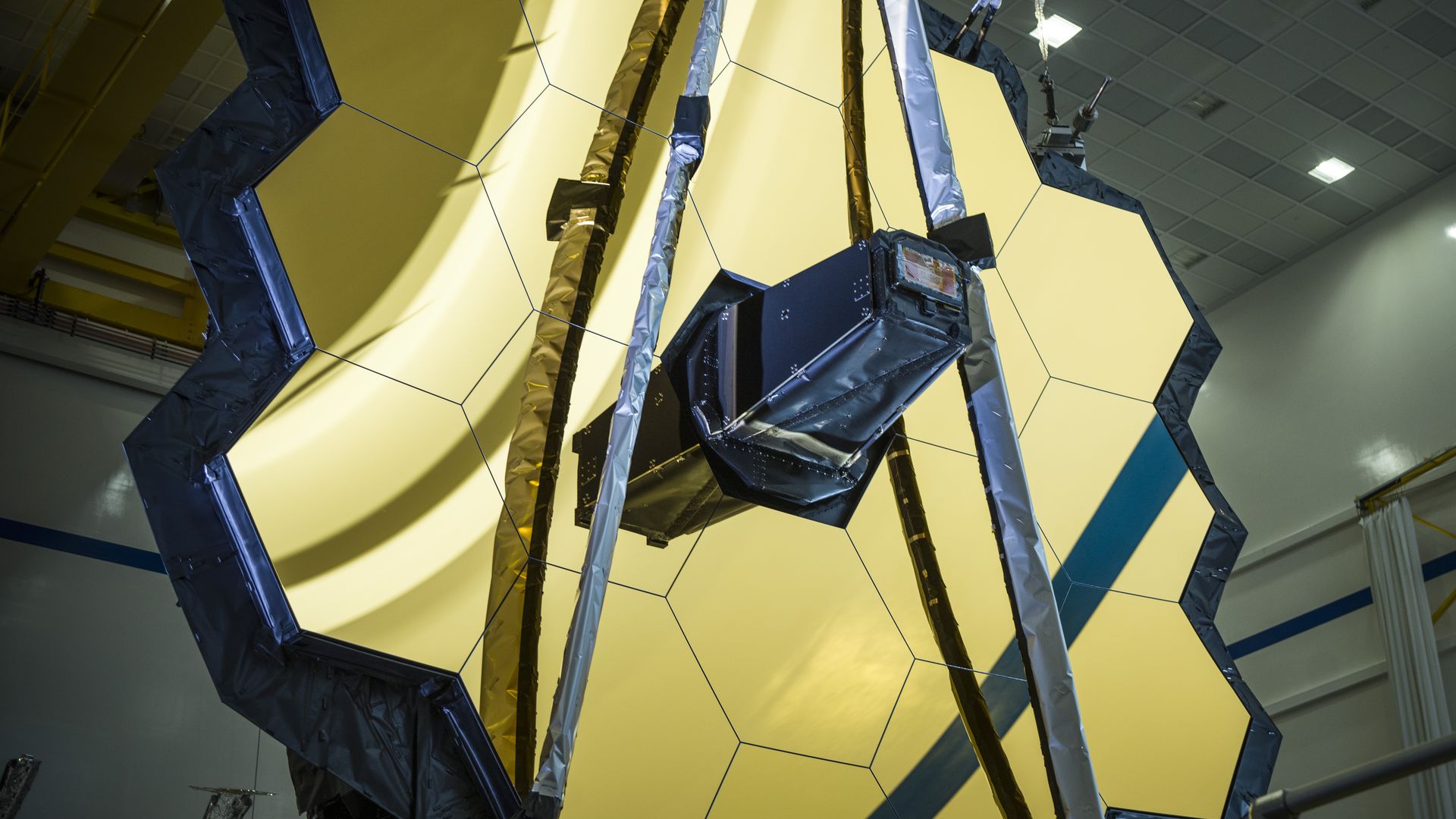 The mirrors of the James Webb Space Telescope deployed on Earth