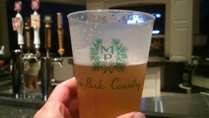 myers-park-country-club-pool-bar