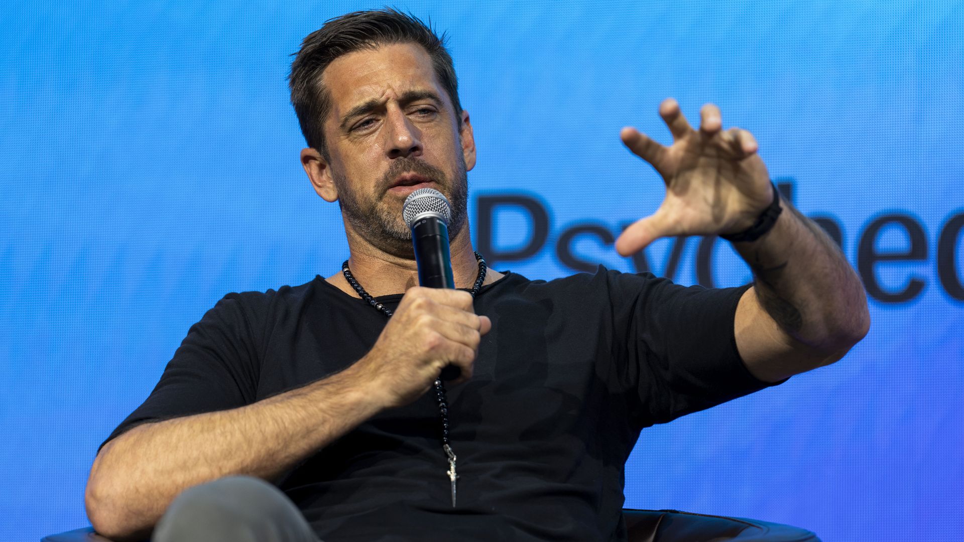 Aaron Rodgers talks about taking ayahuasca at a psychedelics conference