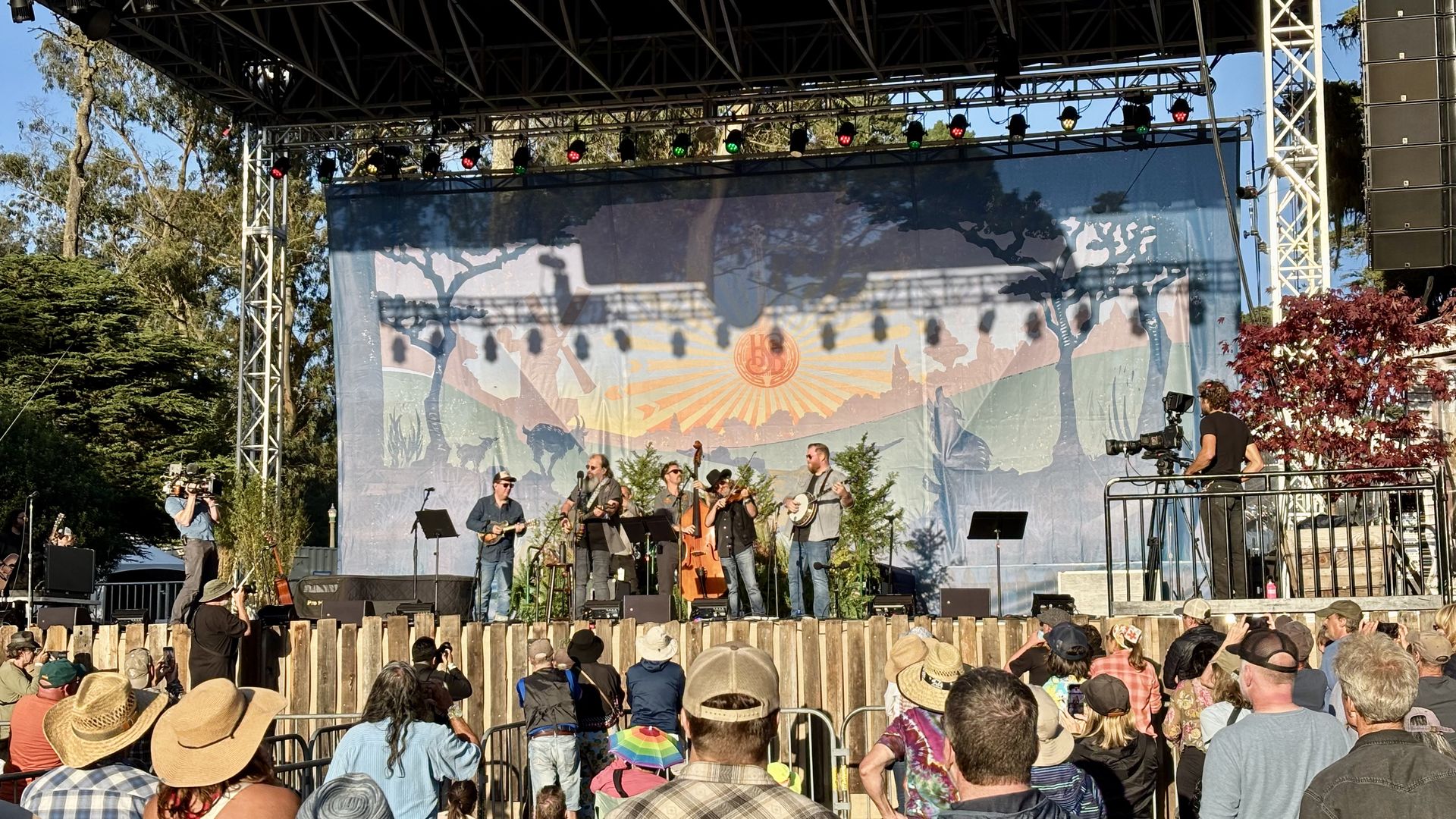 Steve Earle performs.